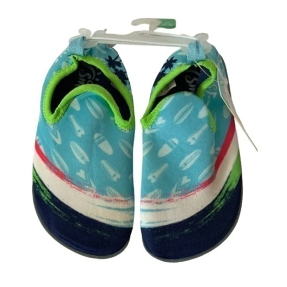 NWT. AQUA LEISURE Sun Smart Hi-Top Water Shoes